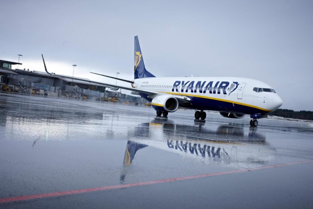 Авиабилеты от Ryanair ниже 3 евро!